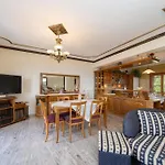 Dom wakacyjny Toumazatos House Kefalonia With Sea & Sunset View *